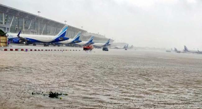 Cyclone Michaung: Flights to Chennai delayed